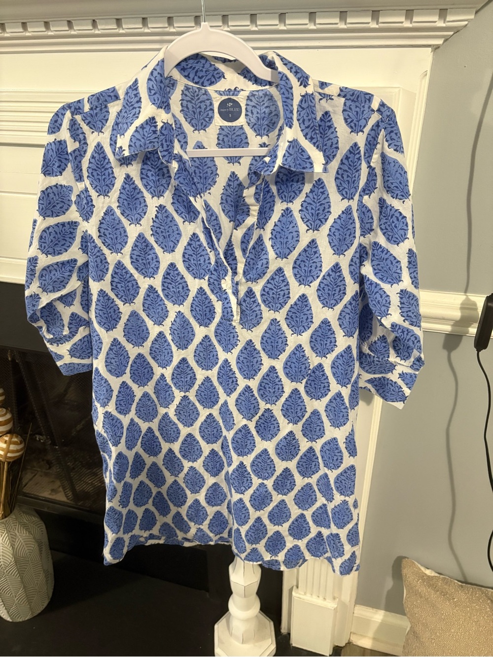 Navy Bleu Blue Leaf Print Dress/Cover Up with pockets size small woman’s